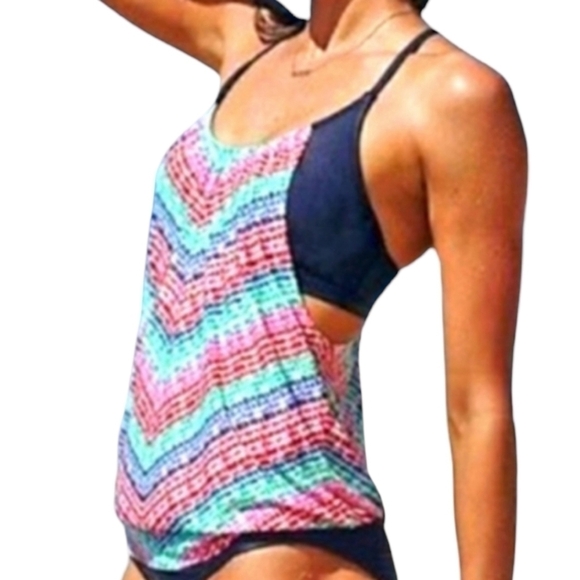 Athleta Swim Top Bikini with Cover Size 32 B/C - Picture 1 of 5